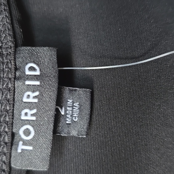 Torrid Studio Net Off Shoulder Cowl Top 2x Black New NWT - Picture 8 of 10